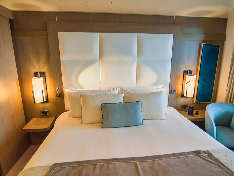 Deluxe Stateroom